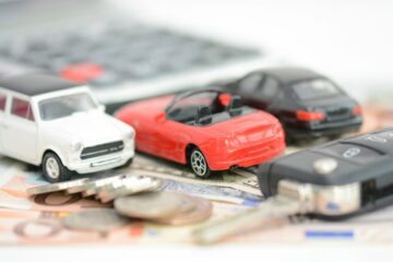 Fahrzeugkaufvertrag – Schadenersatz ohne vorherige Nachbesserungsmöglichkeit