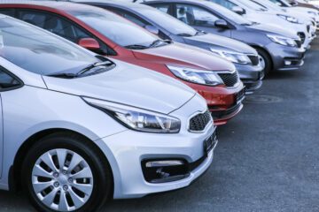Rückabwicklung Fahrzeugkaufvertrag – Entbehrlichkeit der Nachbesserungsfrist