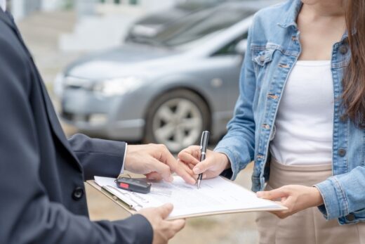 Fahrzeugkaufvertrag - Erforderlichkeit ordnungsgemäße Fristsetzung zur Nacherfüllung