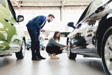 Fahrzeugkaufvertrag – Kaufpreisminderung wegen unterlassener Information über Motoraustausch